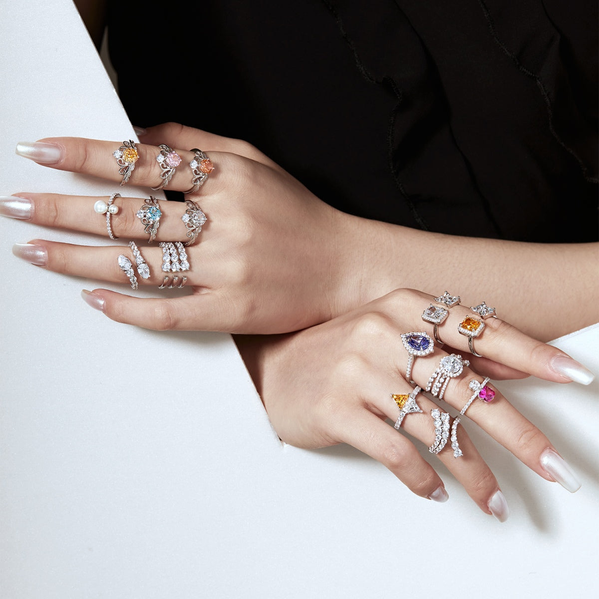 [RAFFINE]Unique Vivid Snake Shape Daily Ring