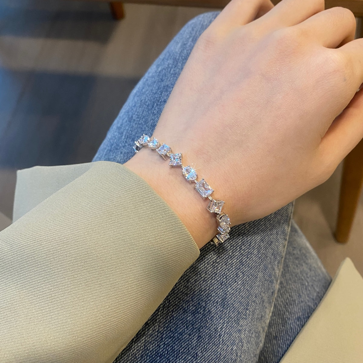 [RAFFINE]Pulsera diaria única y exquisita con múltiples cortes