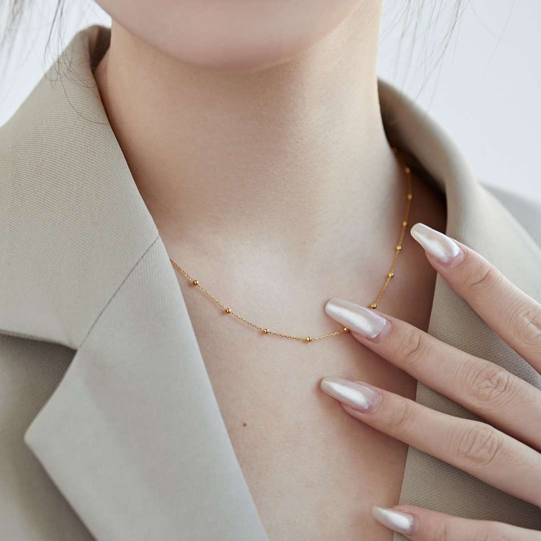 [RAFFINE]Collar sencillo con cadena de clavícula y cuentas pequeñas