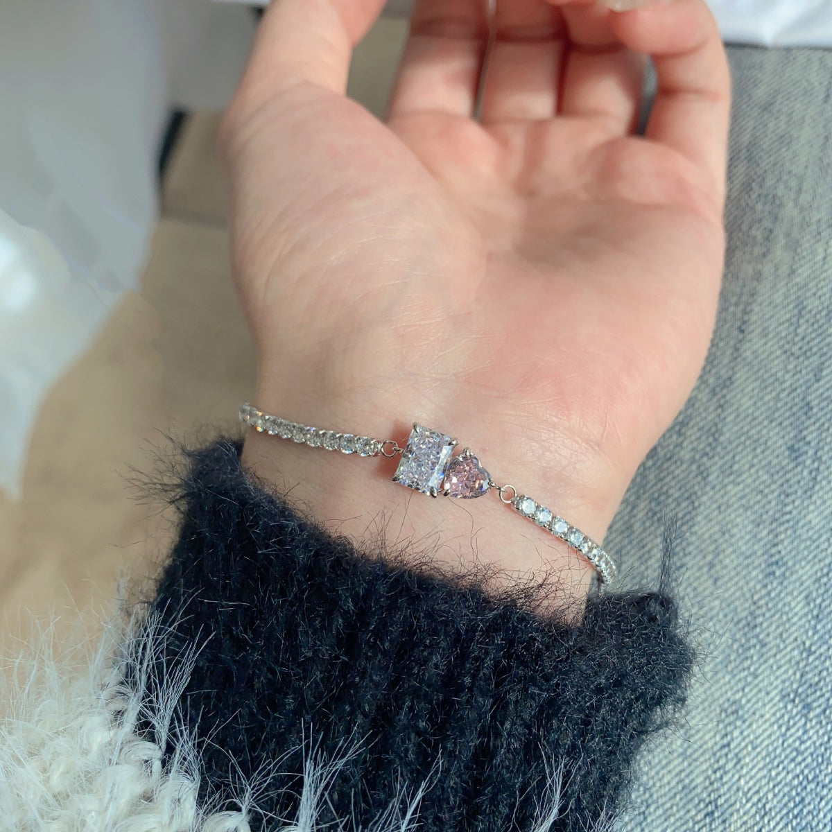 [RAFFINE]Dazzling Unique Multi Shape Lover Bracelet