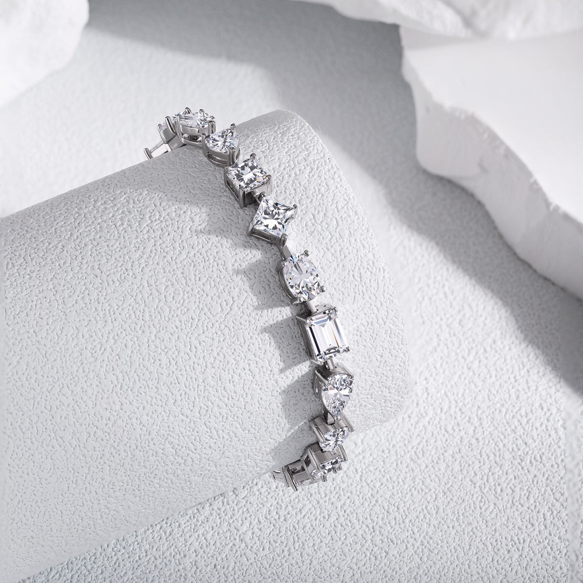 [RAFFINE]Pulsera diaria única y exquisita con múltiples cortes