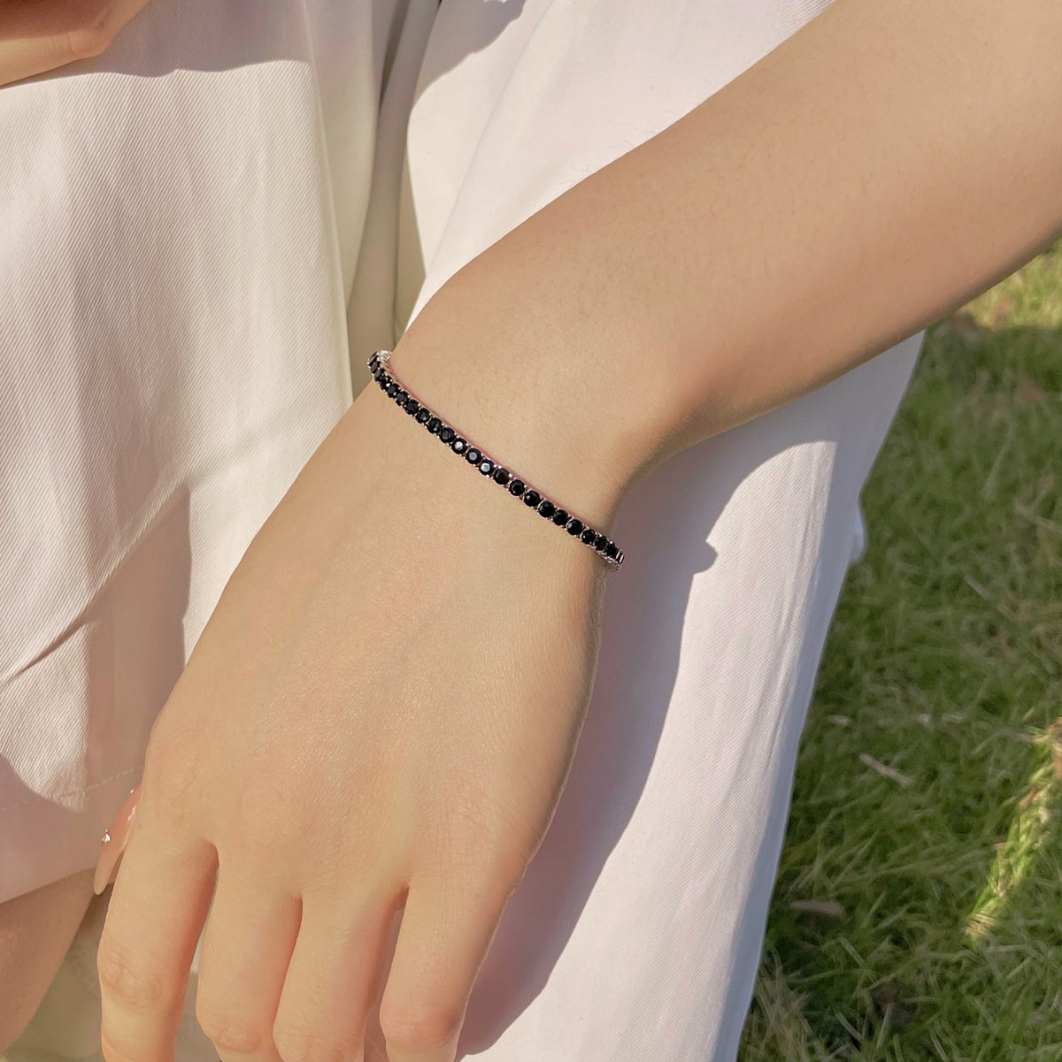 [RAFFINE] Pulsera de fiesta con corte redondo colorido y radiante