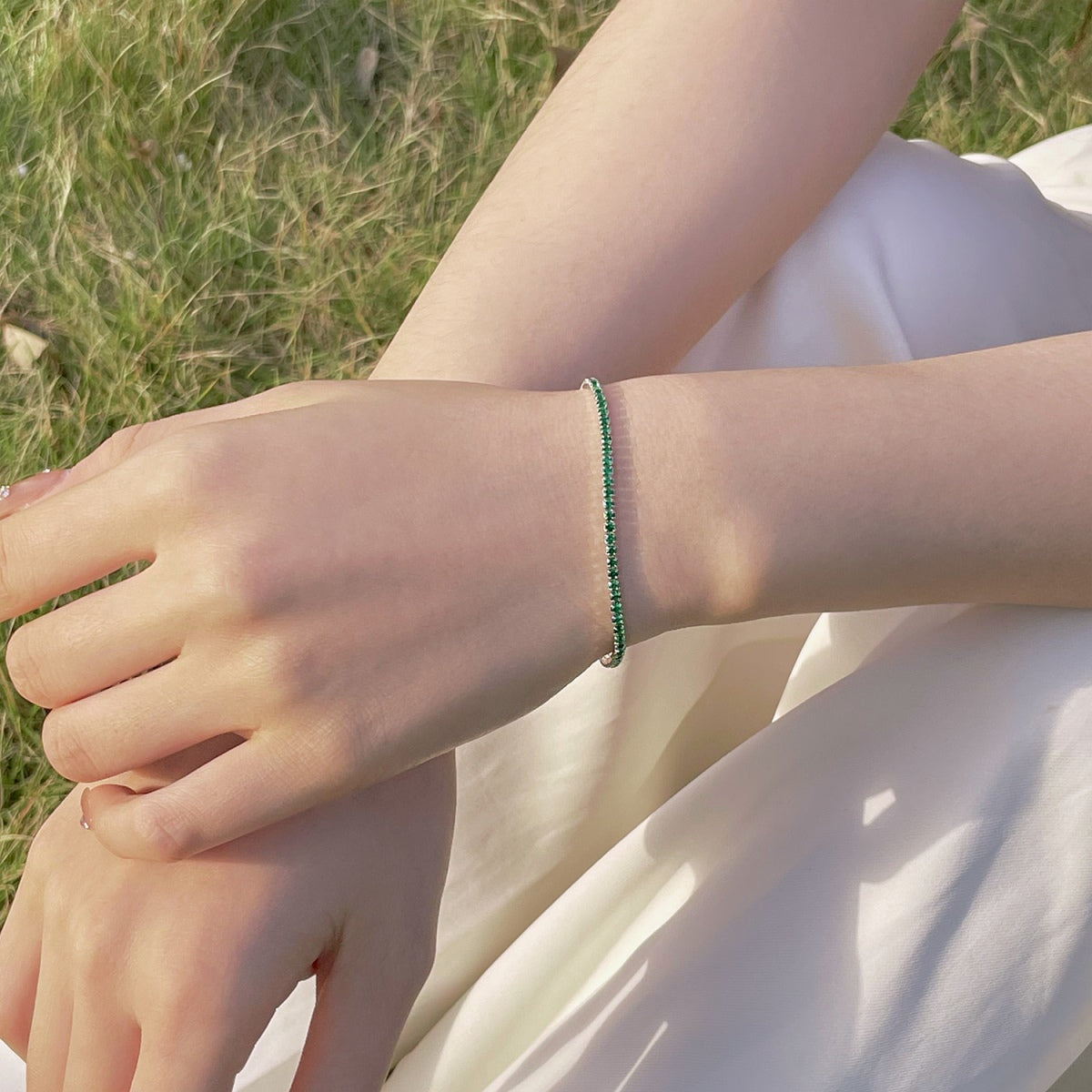 [RAFFINE] Pulsera de fiesta con corte redondo colorido y radiante
