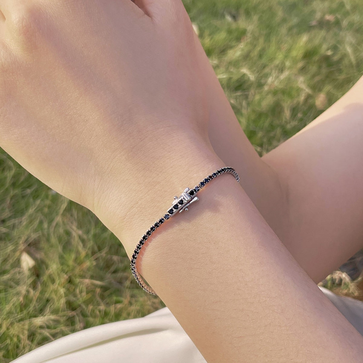 [RAFFINE] Pulsera de fiesta con corte redondo colorido y radiante