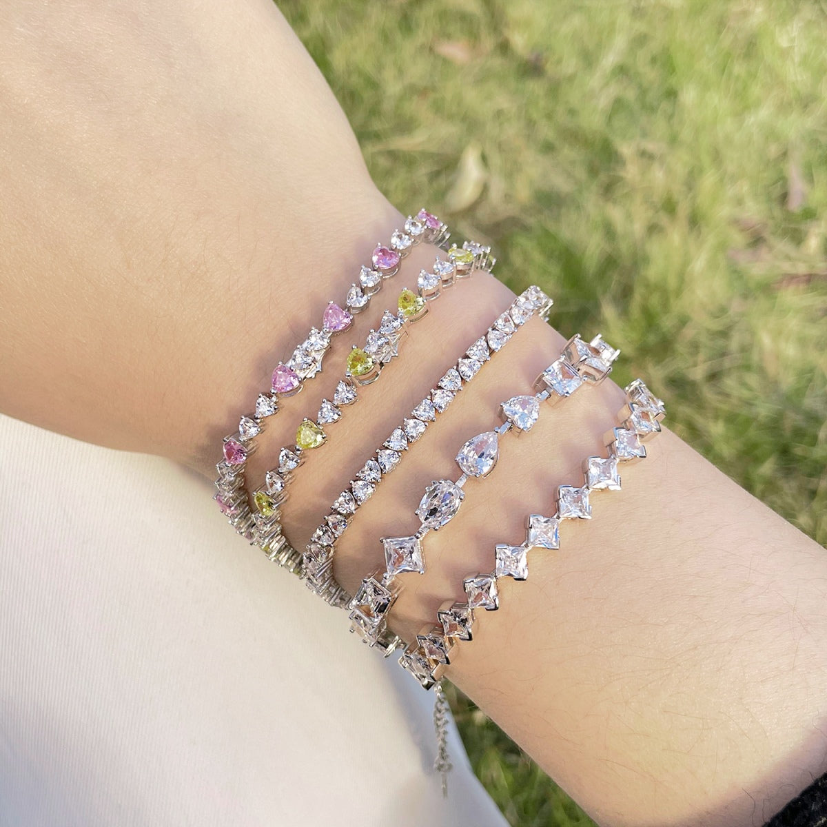 [Raffine]0,5 Karat verziertes Princess-Schliff-Tagesarmband