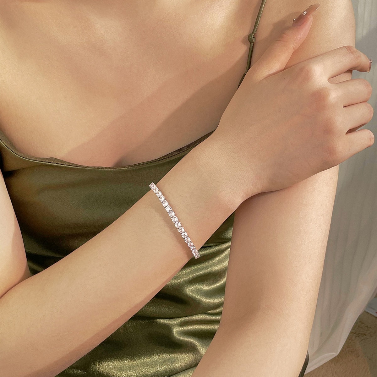 [RAFFINE]Pulsera de tenis lujosa con corte redondo ornamentado