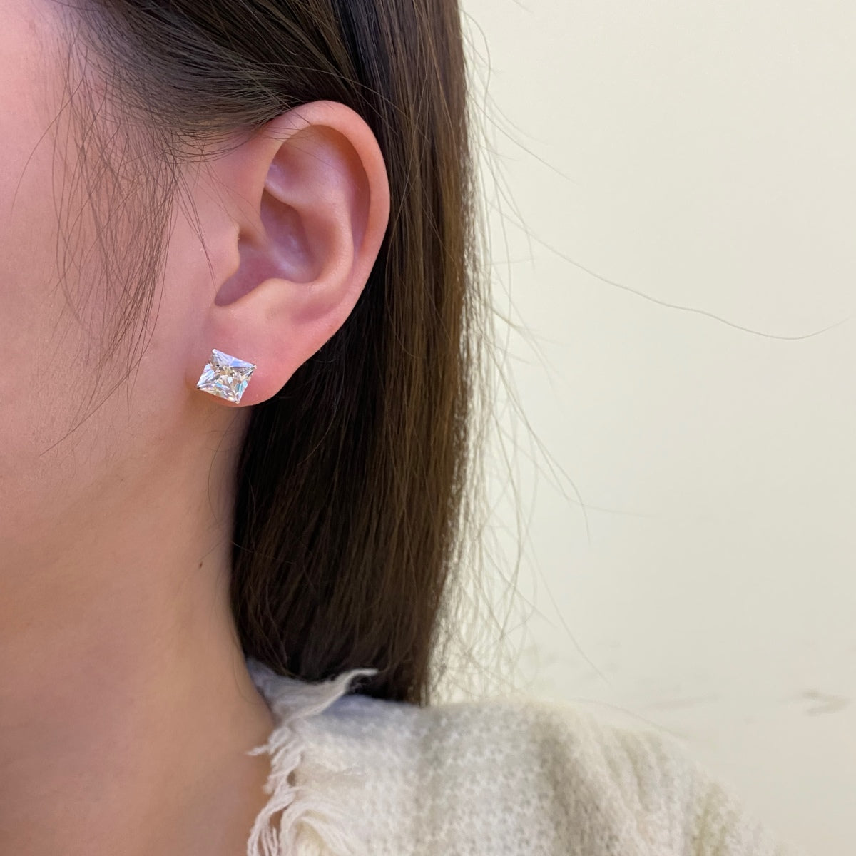 [RAFFINE]Pendientes de forma cuadrada adornada