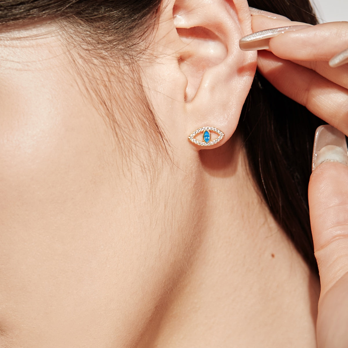 [RAFFINE]Pendientes huecos con ojos de diablo azul