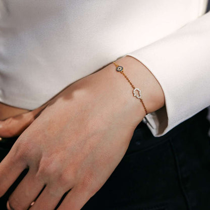 [RAFFINE]Collar con forma de Gost y forma redonda