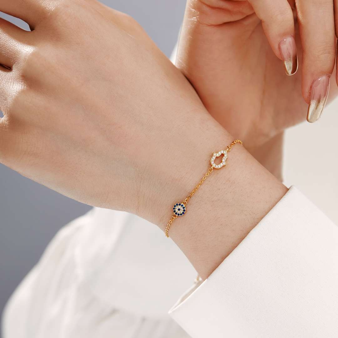 [RAFFINE]Collar con forma de Gost y forma redonda