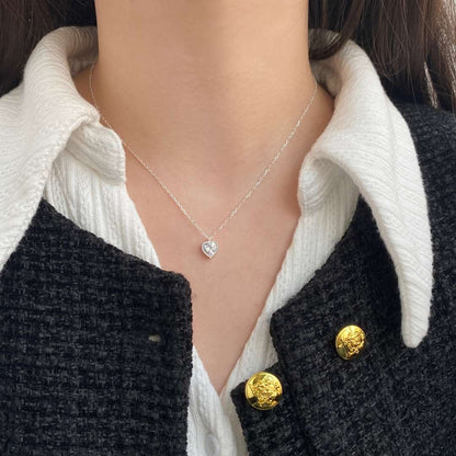 [RAFFINE]Collar con forma de corazón adornado