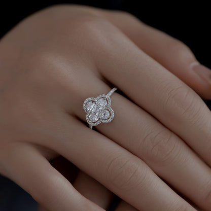 [RAFFINE]Luxurious Eternity Flower Shape Banquet Ring