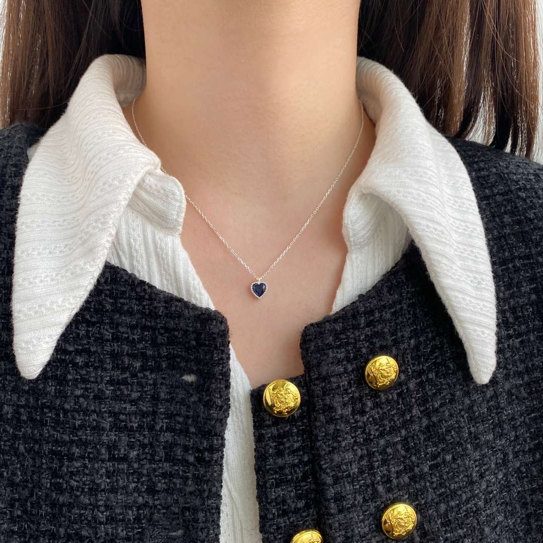 [RAFFINE]Collar con forma de corazón adornado