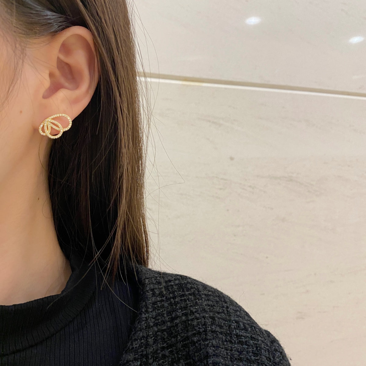 [RAFFINE] Exquisitos pendientes con forma de mariposa