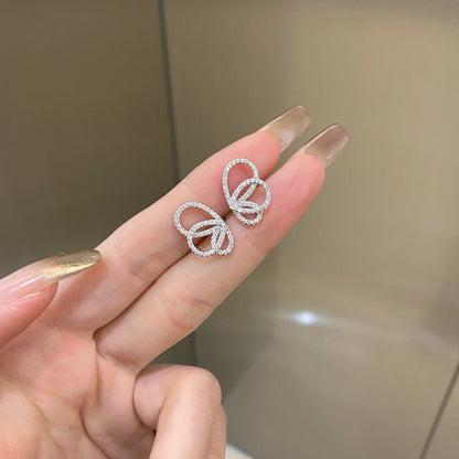 [RAFFINE] Exquisitos pendientes con forma de mariposa
