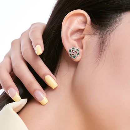 [RAFFINE] Exquisitos pendientes diarios con forma de flor
