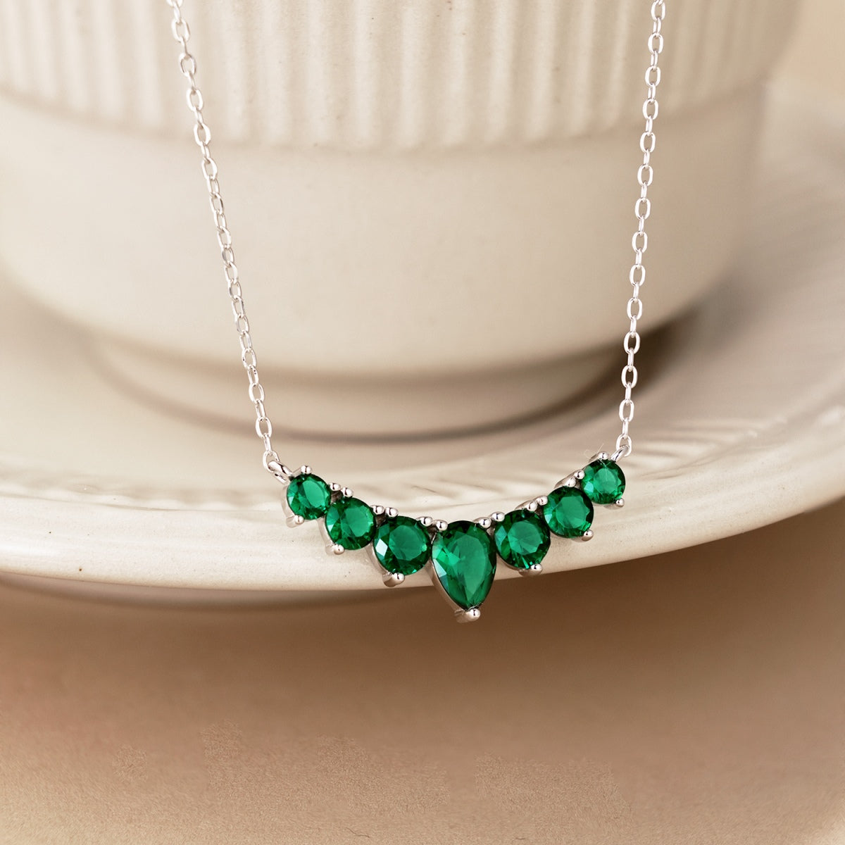 [RAFFINE]Dainty Colorful Heart Necklace