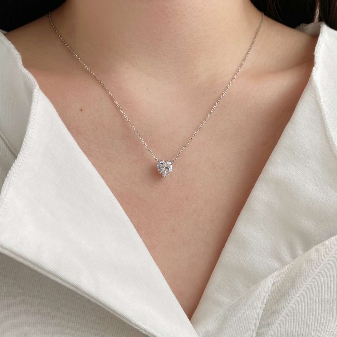 [RAFFINE]Collar con colgante de piedra principal en forma de corazón para clavícula