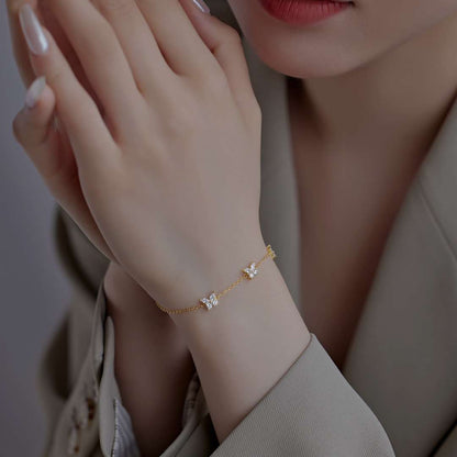 [RAFFINE]Radiant Butterfly Shape Necklace