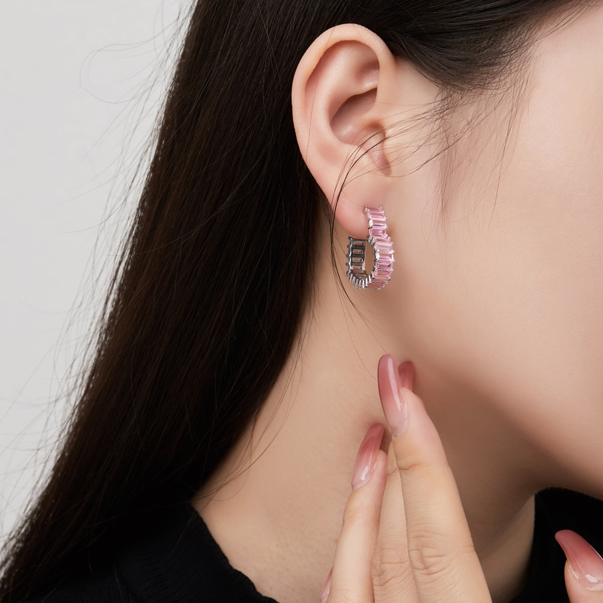 [RAFFINE]Pendientes de corazón radiante recortado