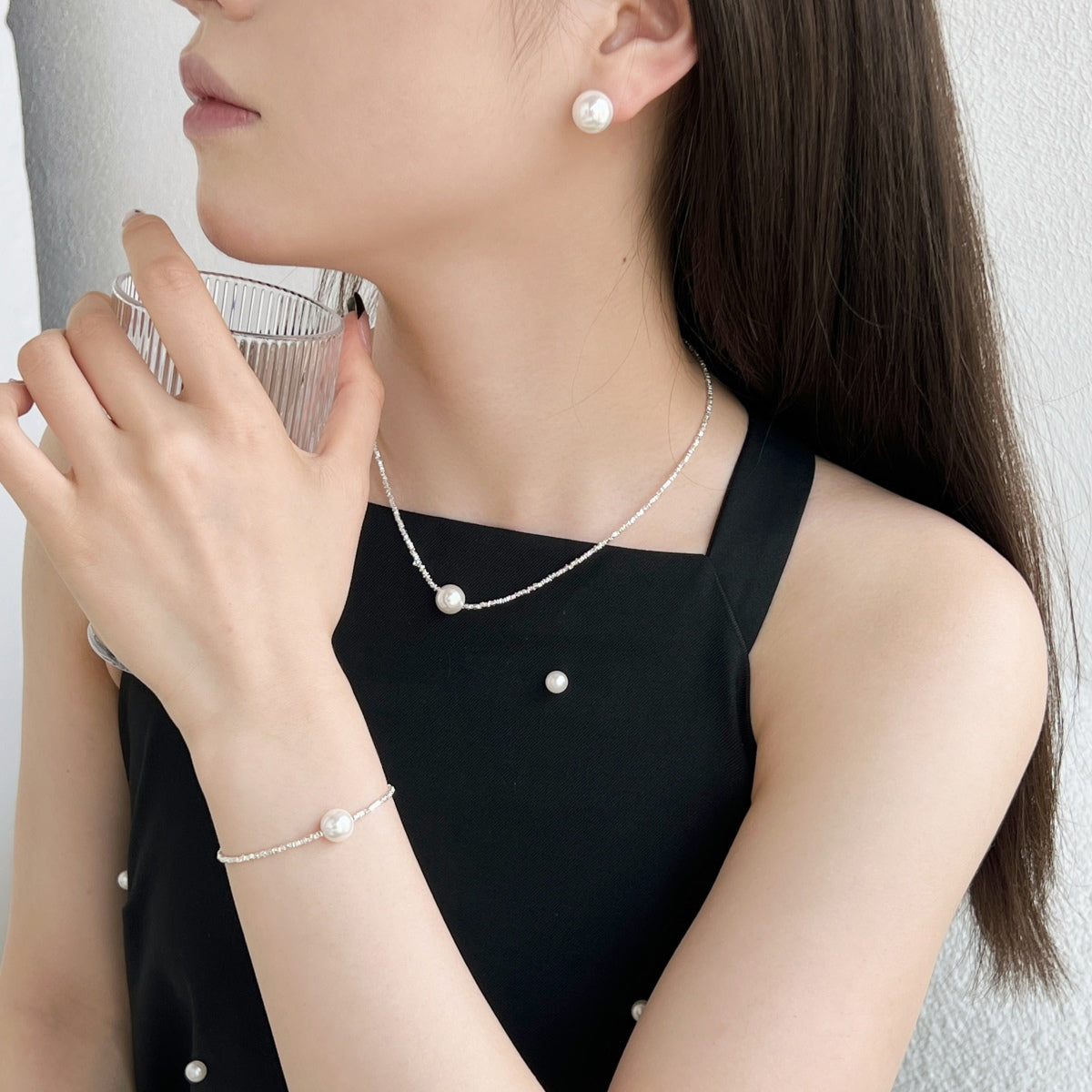 [RAFFINE]Delicate Pearl Earrings