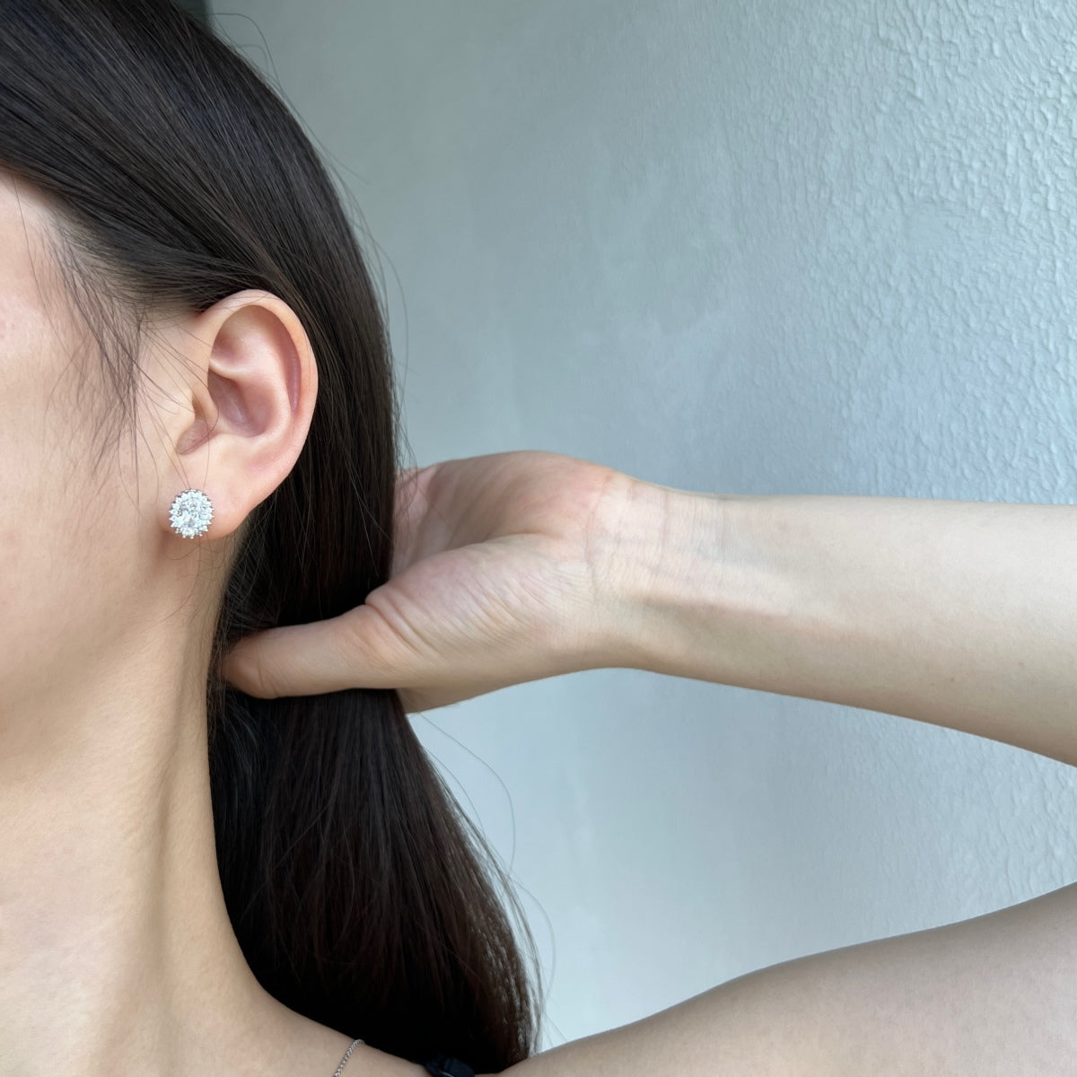 [RAFFINE] Delicados pendientes de corte ovalado radiante para uso diario