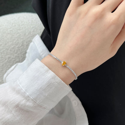 [Raffine]0,75 Karat exquisites ovales Tagesarmband