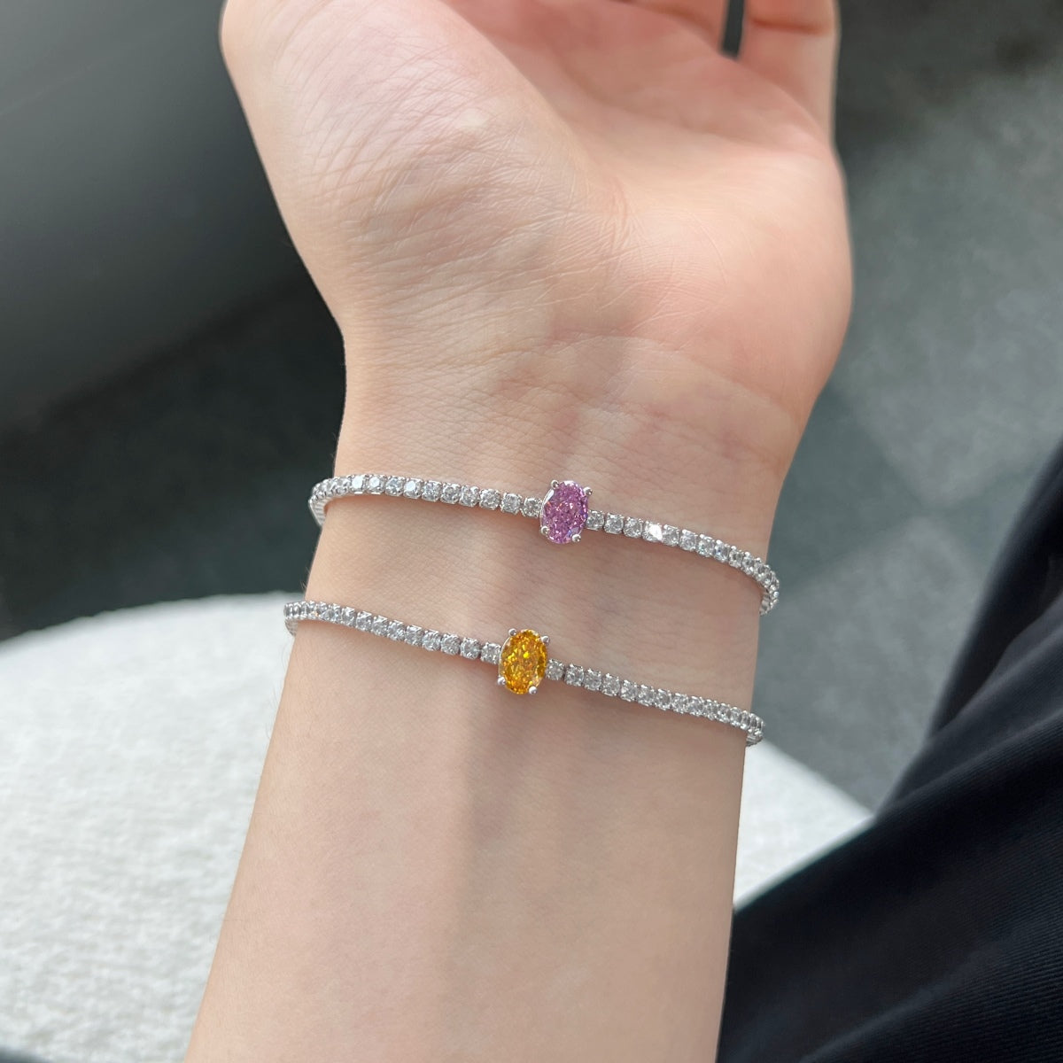 [Raffine]0,75 Karat exquisites ovales Tagesarmband