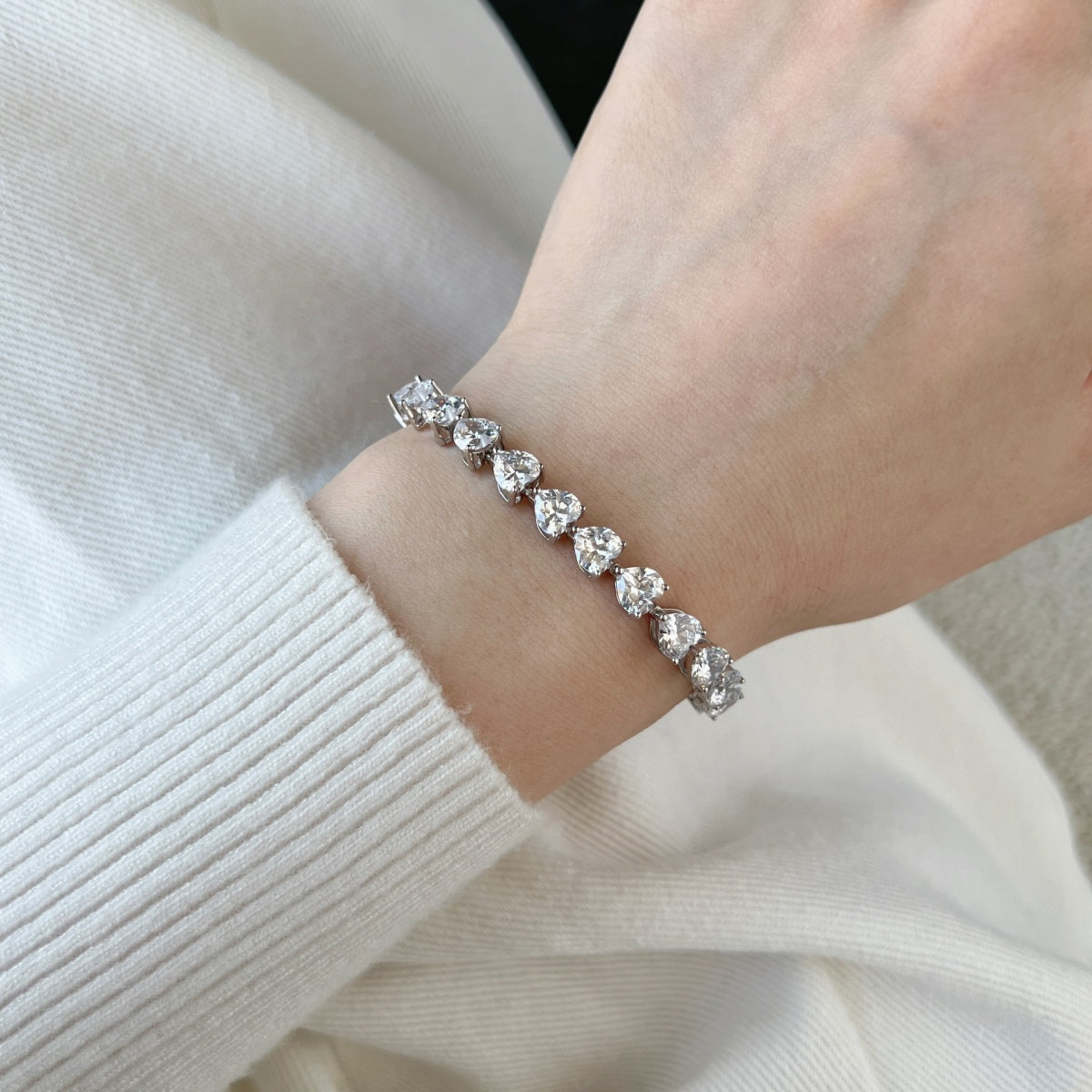 [RAFFINE]0.75 Carat Elegant Romantic Heart Shape Lover Bracelet