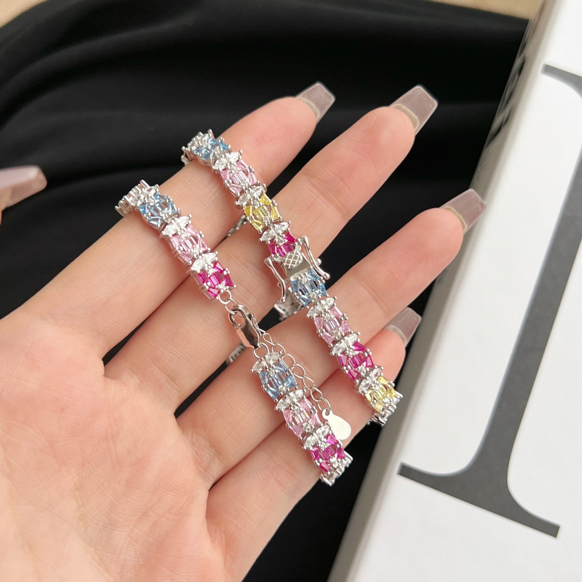 [RAFFINE]Delicate Colorful Multi Cut Party Bracelet