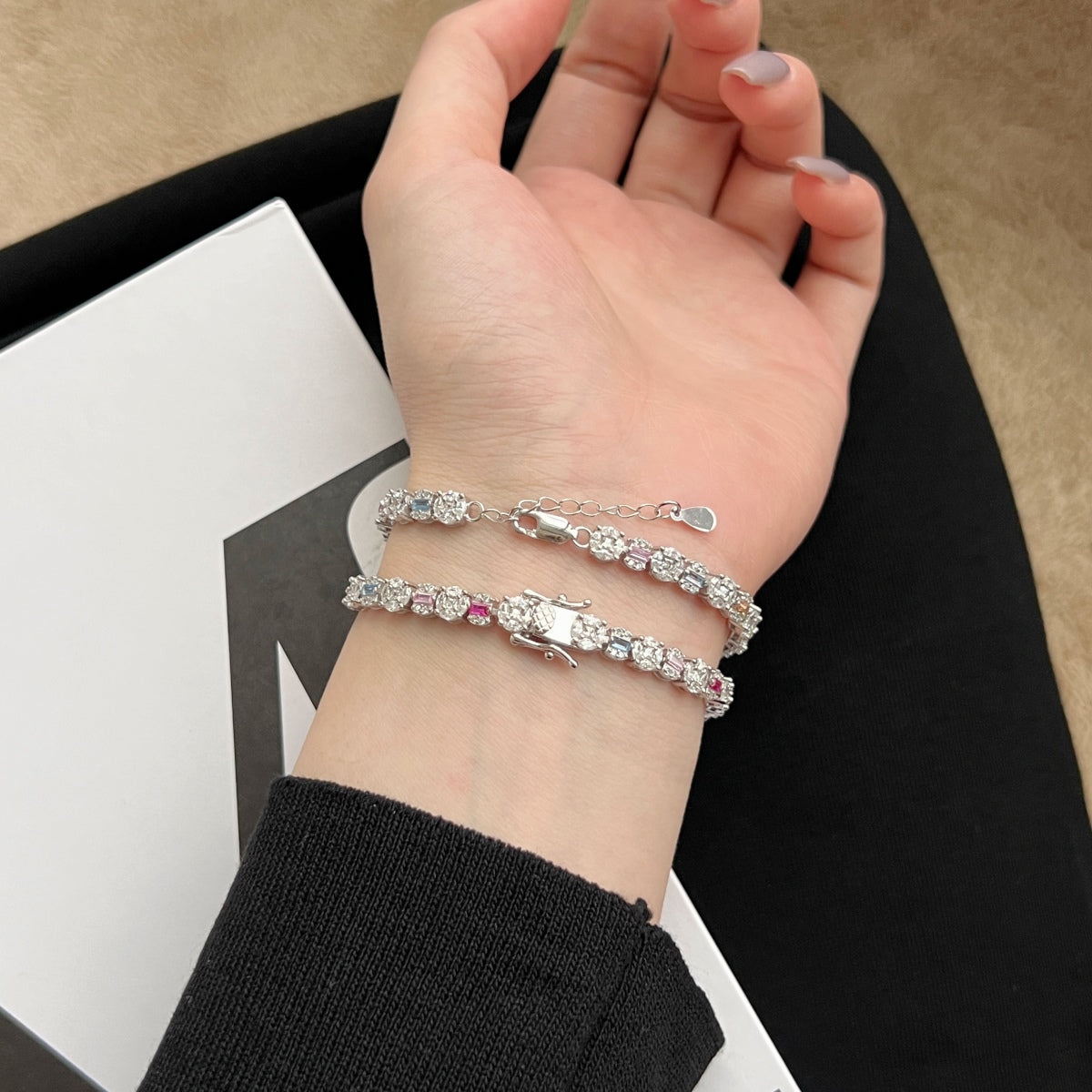 [RAFFINE]Dazzling Radiant Multi Cut Daily Bracelet