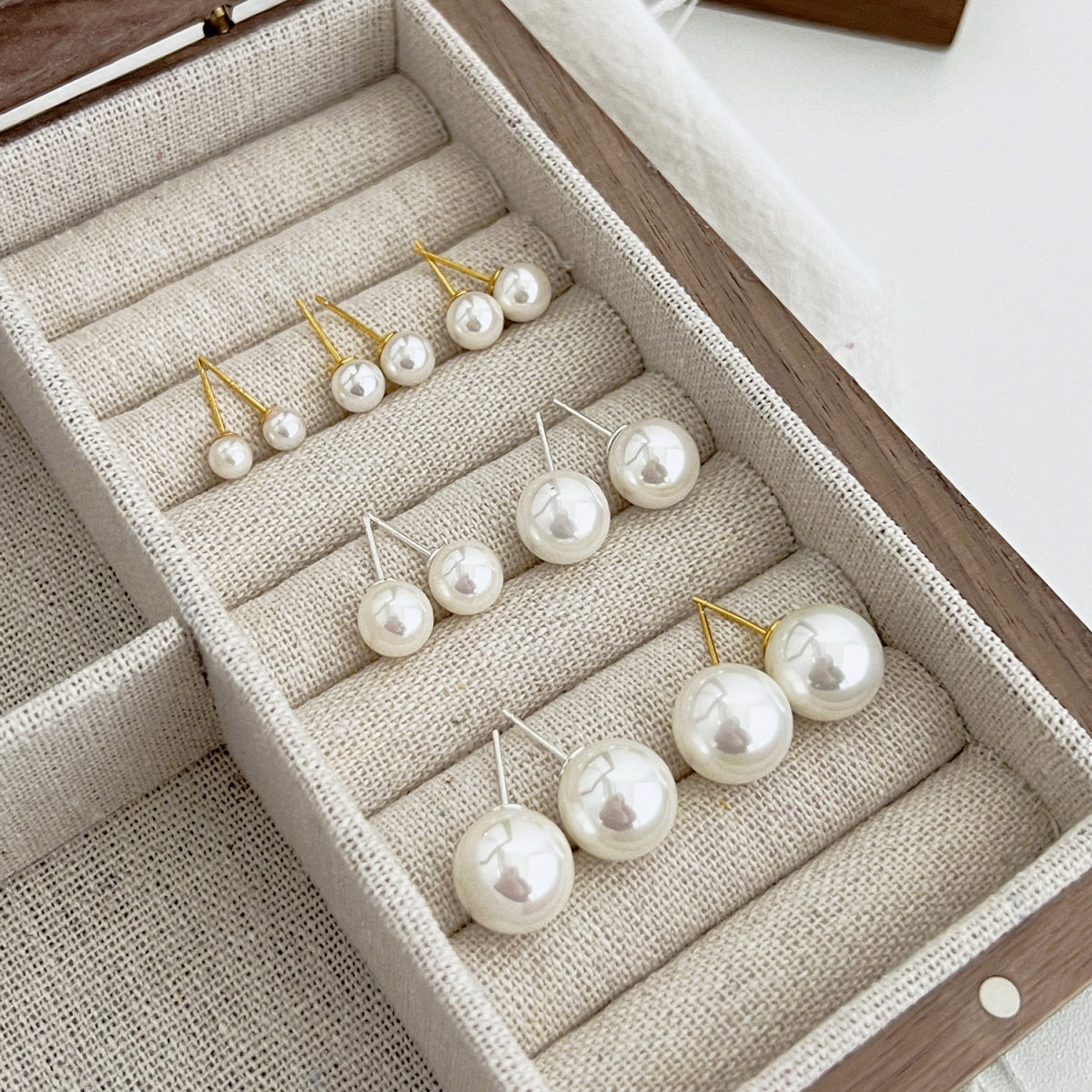 [RAFFINE]Delicate Pearl Earrings