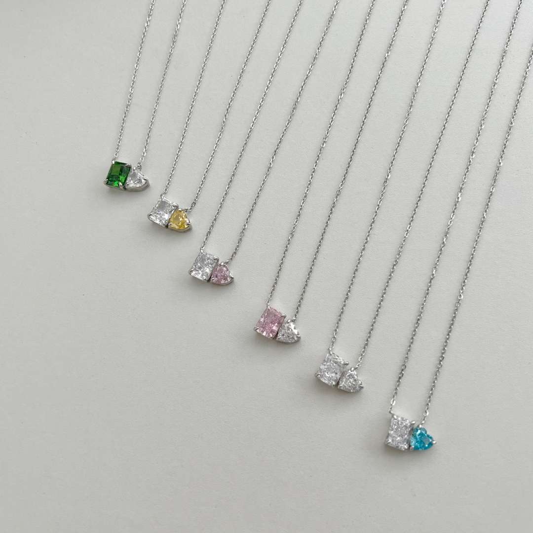 [RAFFINE]Collar deslumbrante con forma de cuadrado y corazón