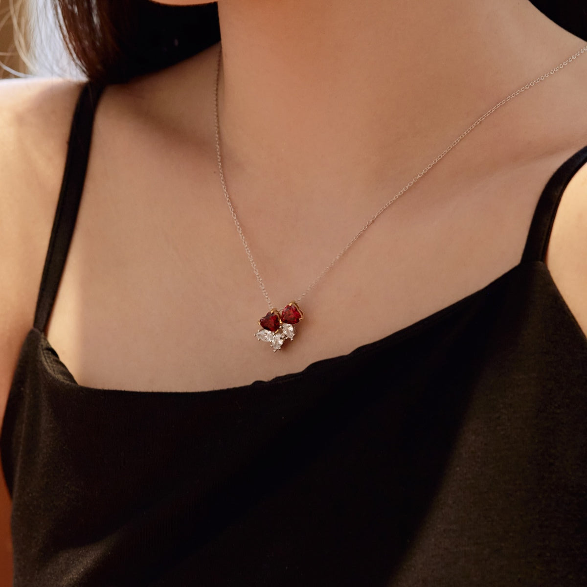 [RAFFINE]Delicado collar de corazón rojo