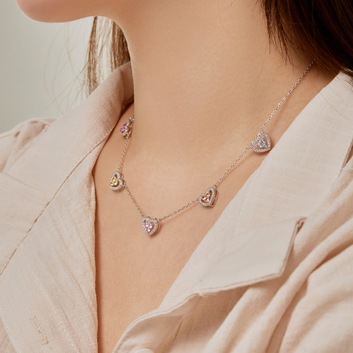 [RAFFINE]Sparkling Five Heart Necklace
