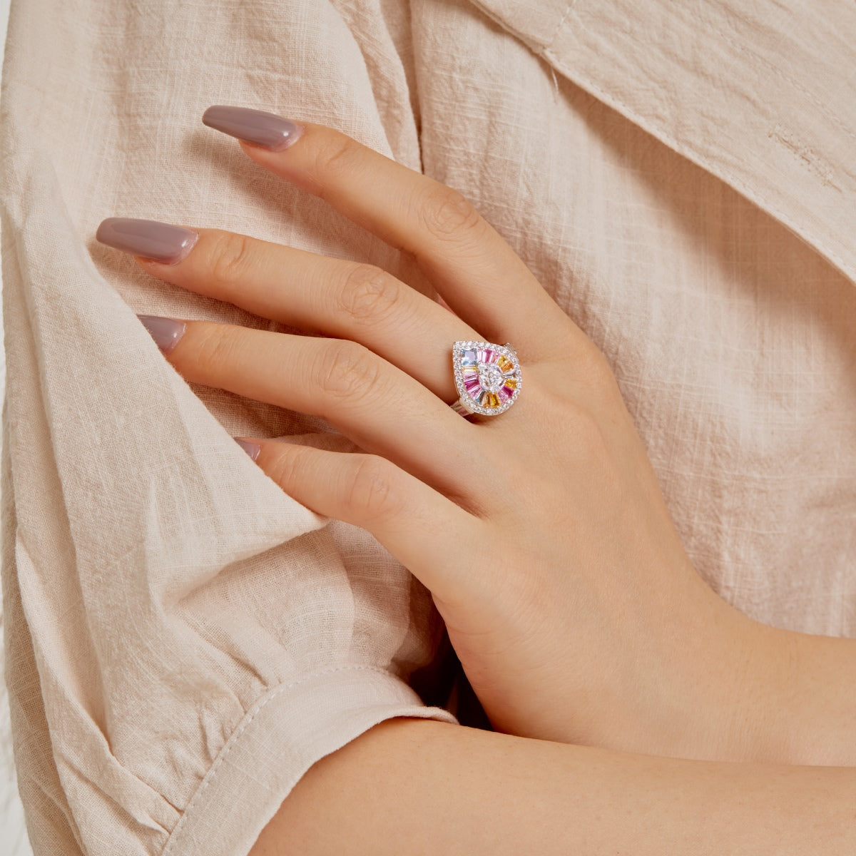 [Raffine]Eleganter bunter Bankettring in Wassertropfenform