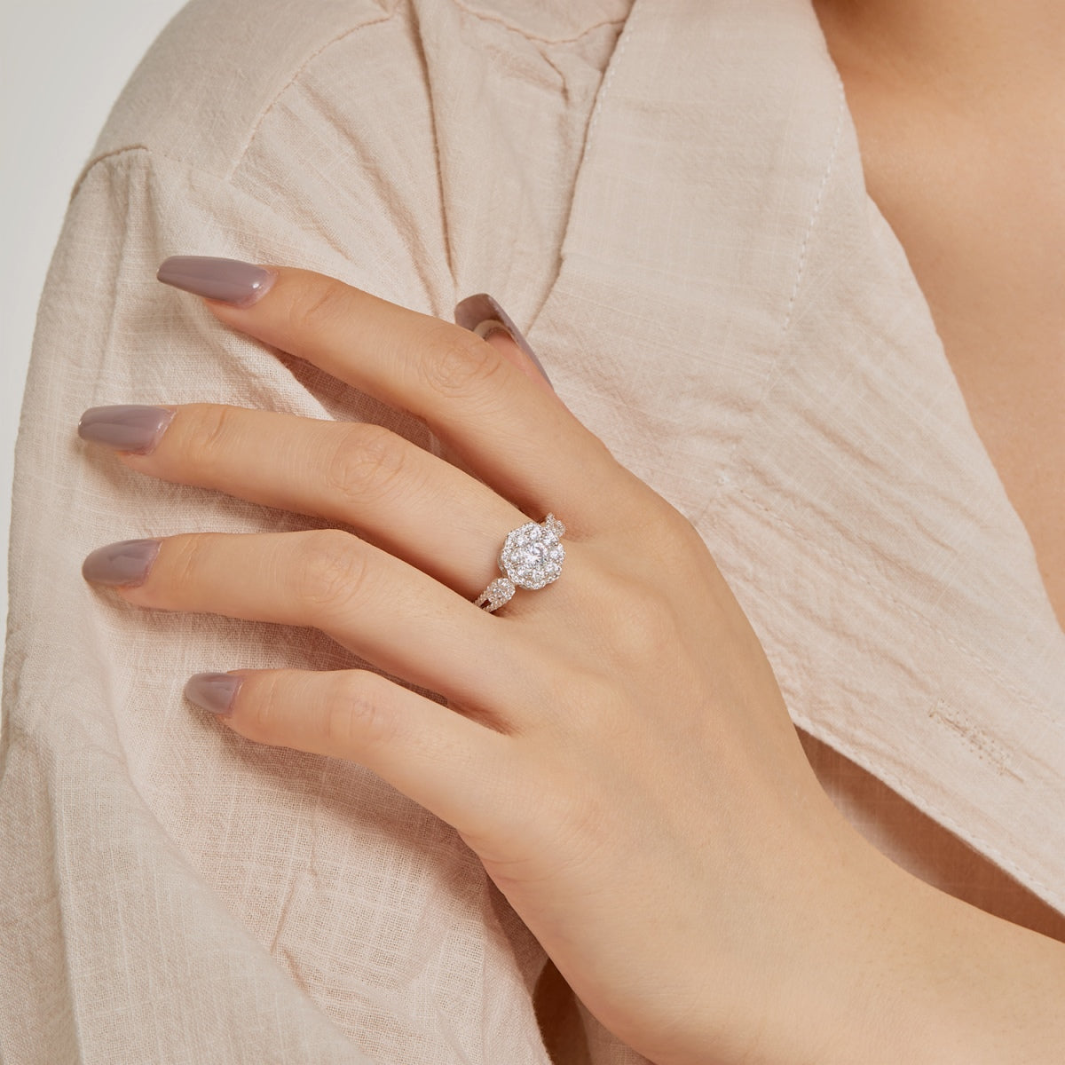 [RAFFINE]Delicate Colorful Round Cut Flower Shape Wedding Ring