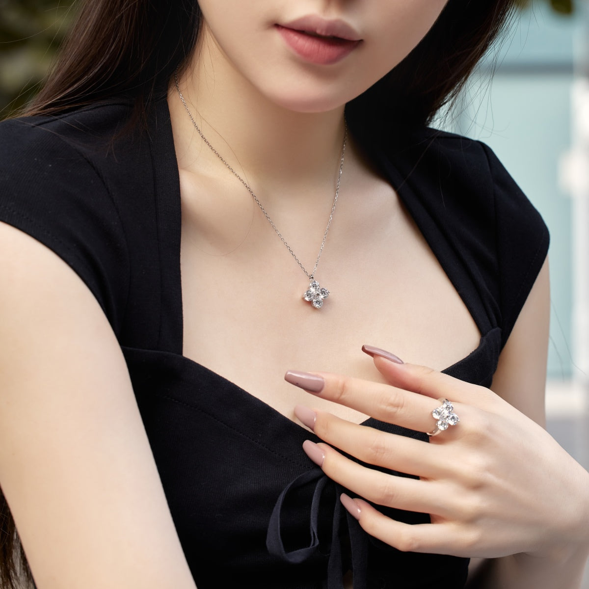 [RAFFINE]Collar de trébol de cuatro hojas y estrella de ocho puntas