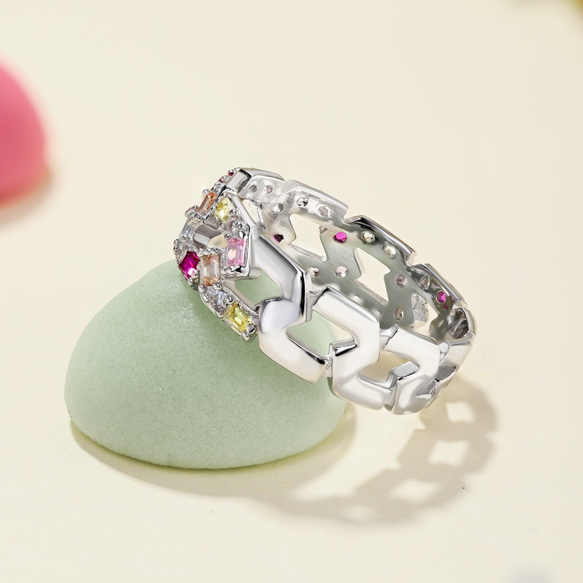 [RAFFINE]Sparkling Vibrant Emerald Cut Daily Ring
