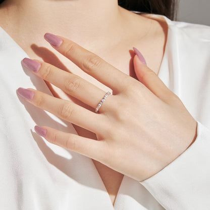 [RAFFINE]Sparkling Vibrant Round Shape Daily Ring