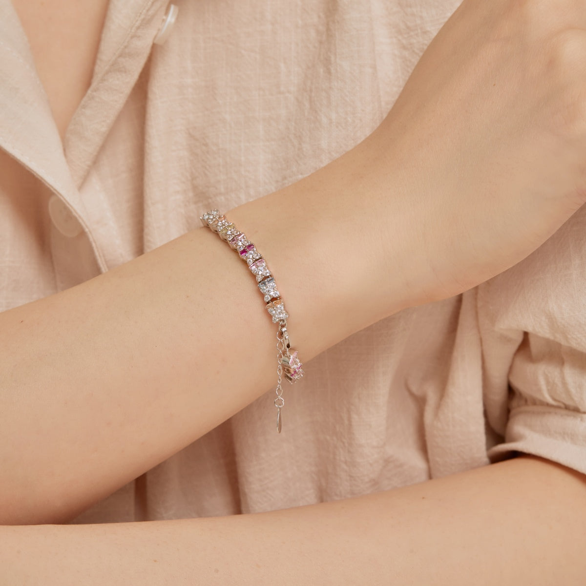 [RAFFINE]Unique Colorful Flower Shape Daily Bracelet