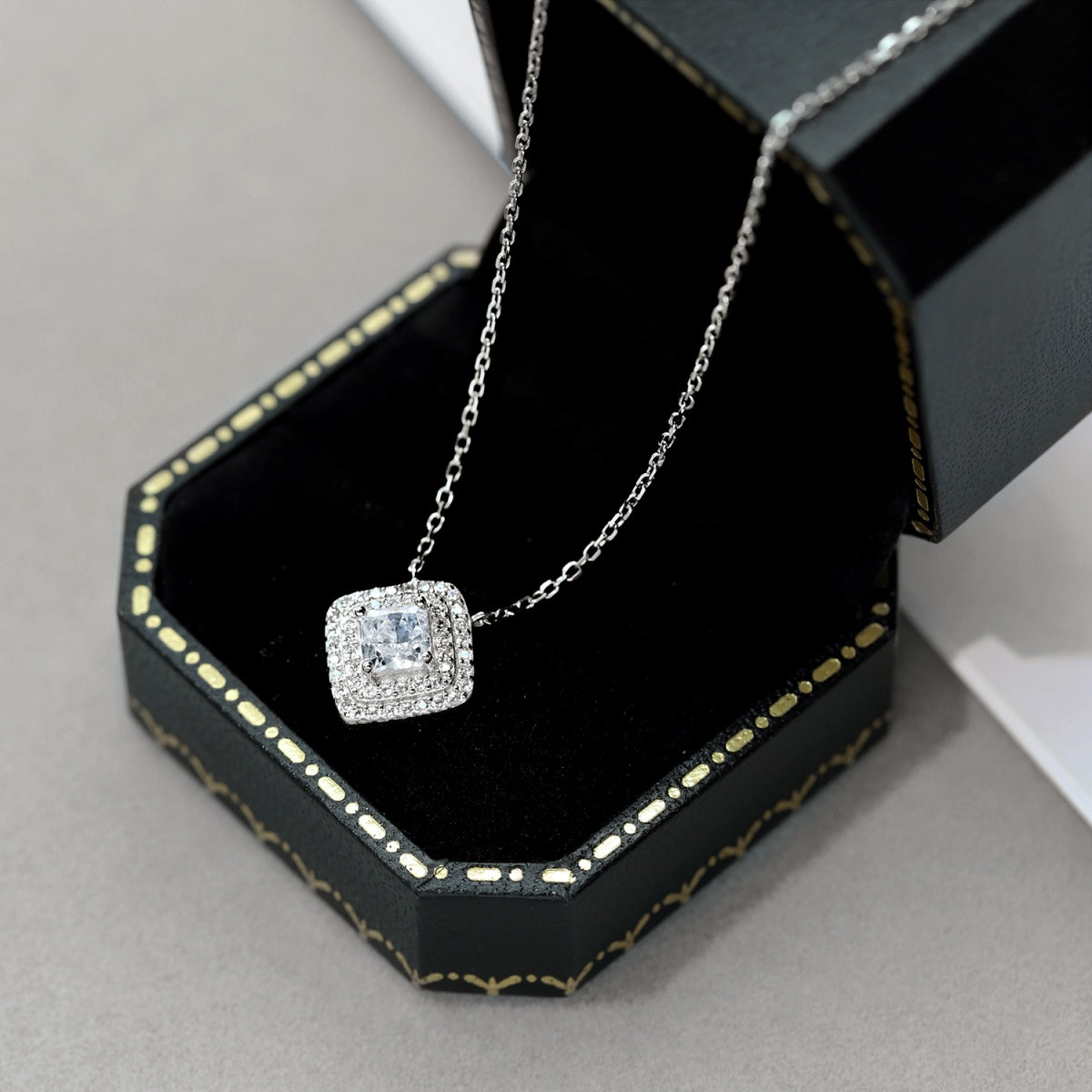 [RAFFINE]Collar brillante de corte Asscher
