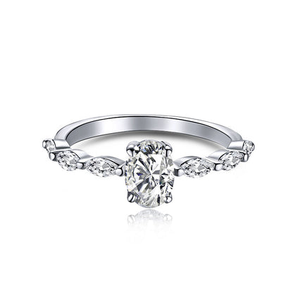 [RAFFINE]0.75 Carat Luxurious Vibrant Elongated Cushion Cut Daily Ring