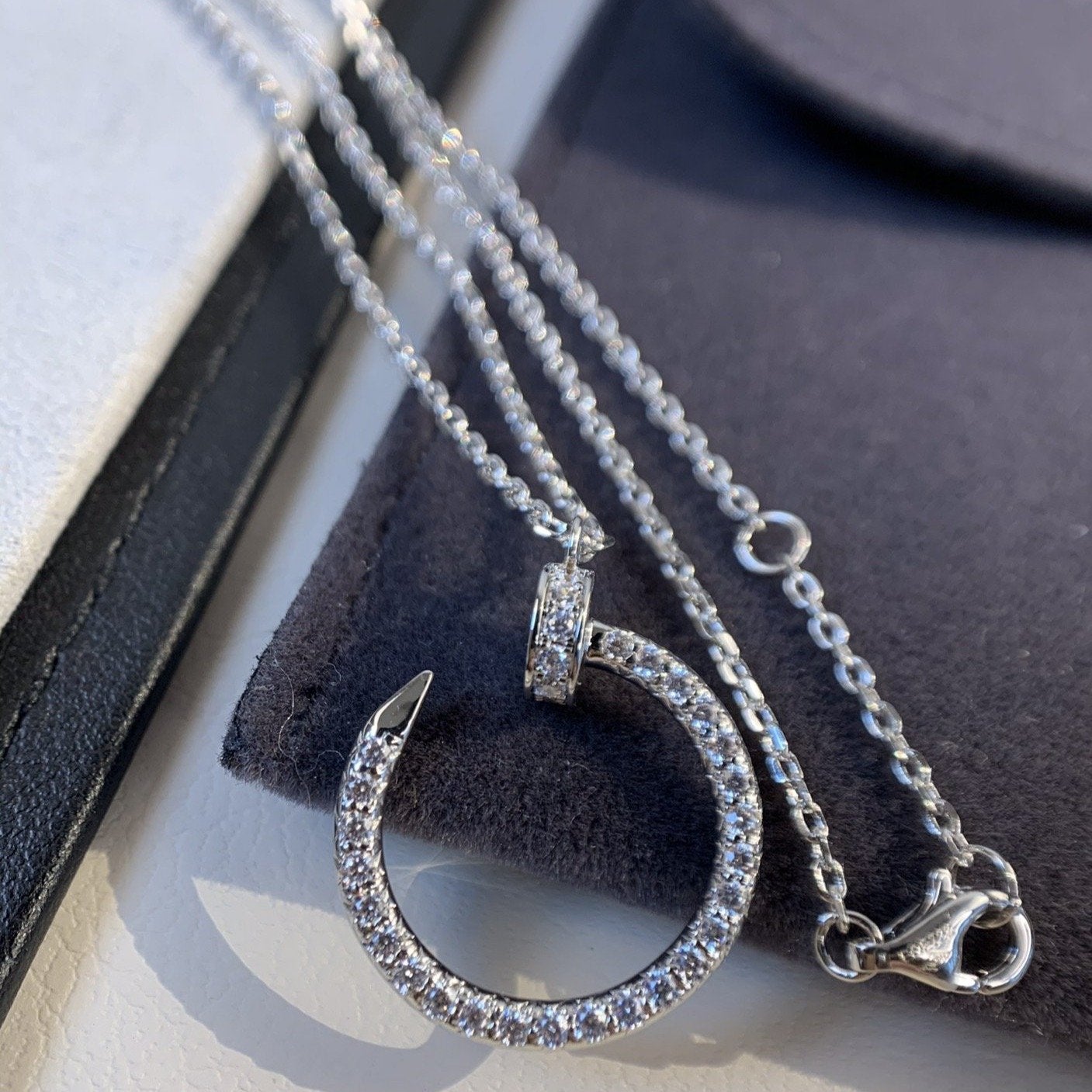 [RAFFINE]COLLAR JUSTE PLATA DIAMANTES