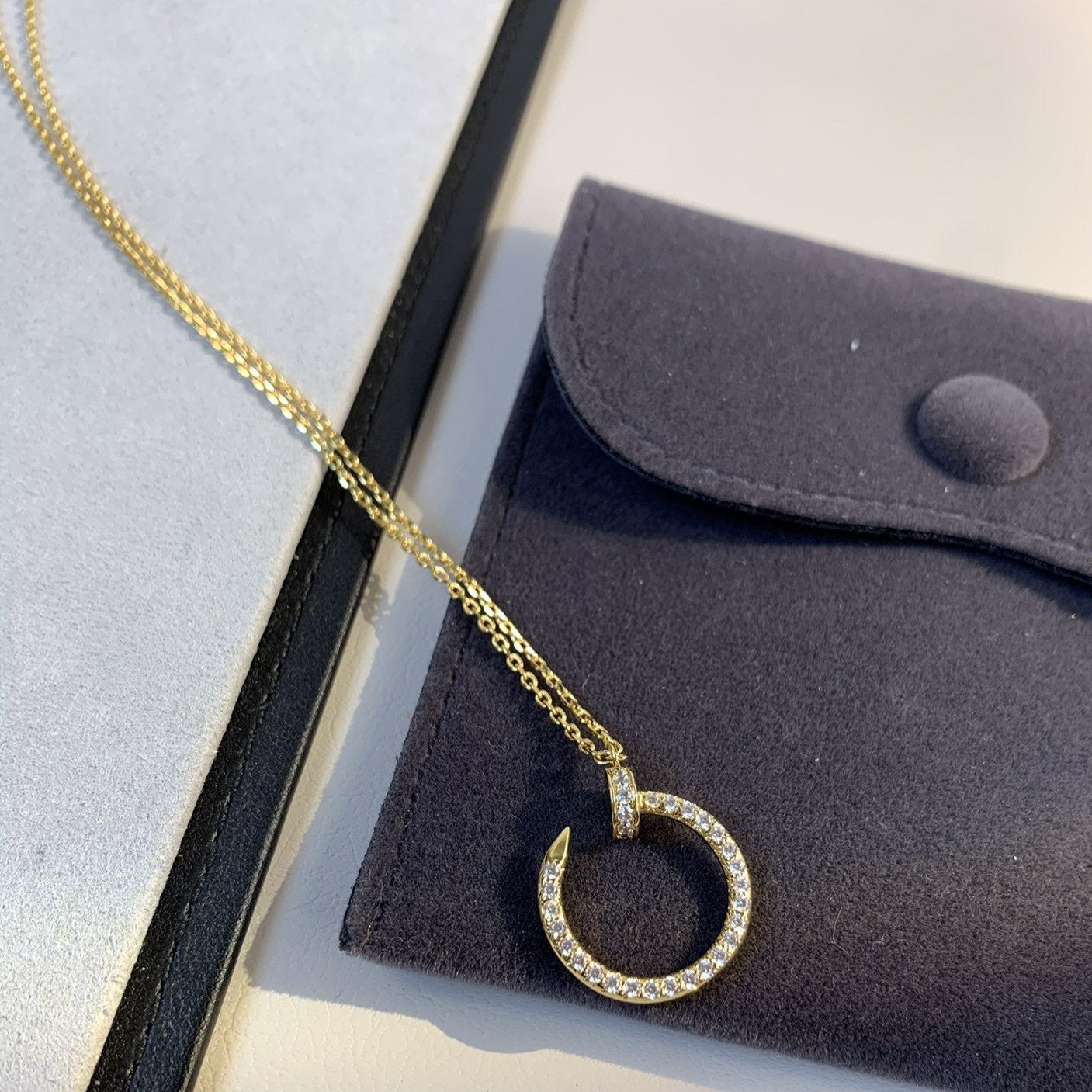 [RAFFINE]COLLAR JUSTE ORO DIAMANTES