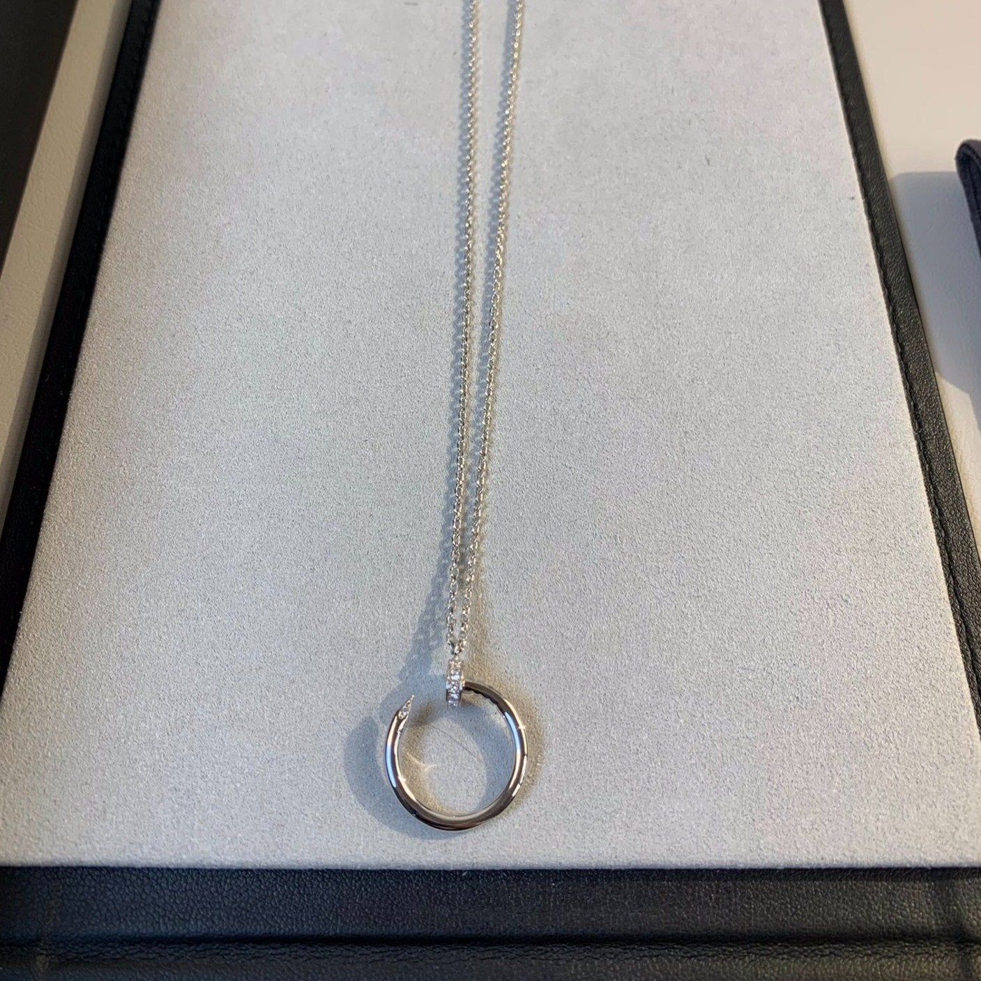 [RAFFINE]COLLAR JUSTE PLATA