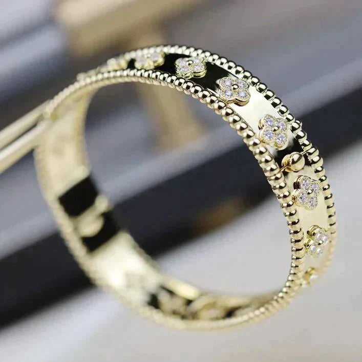 [RAFFINE]PULSERA DE TRÉBOL DE 8 MM CON DIAMANTES