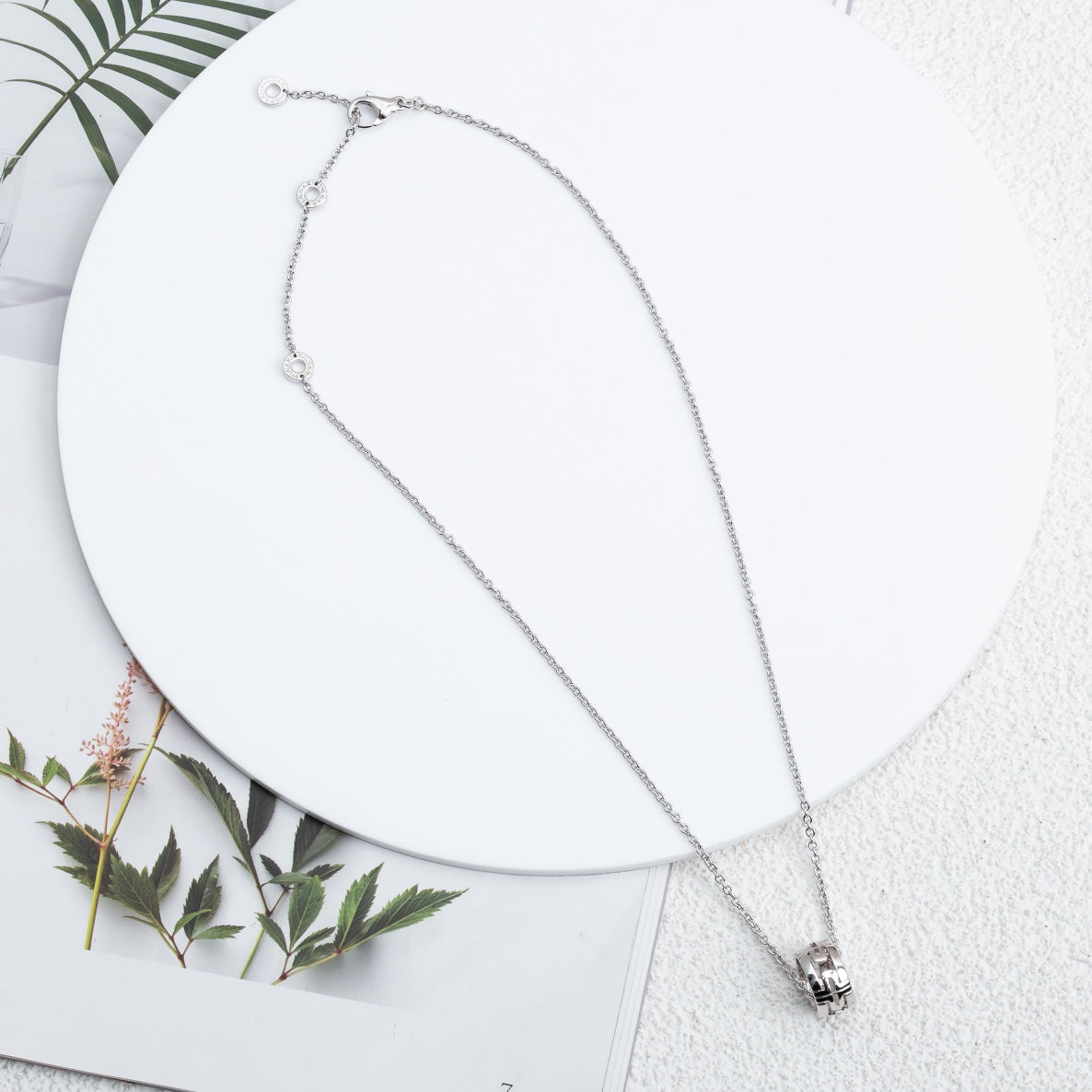 [RAFFINE]COLLAR PARENTESI PLATA