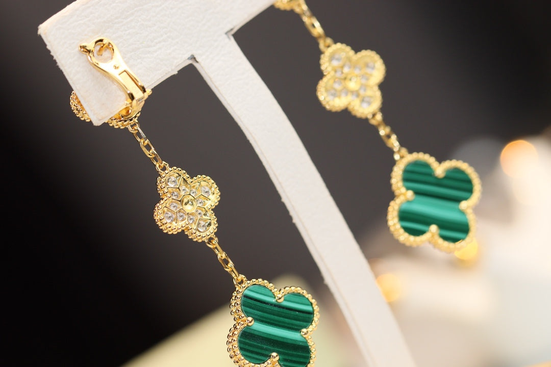[RAFFINE]CLOVER EARRINGS GOLD MALACHITE DIAMOND 3 MOTIF