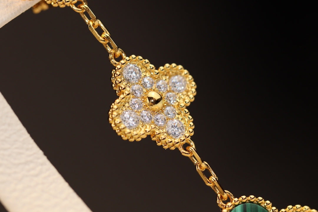 [RAFFINE]CLOVER EARRINGS GOLD MALACHITE DIAMOND 3 MOTIF